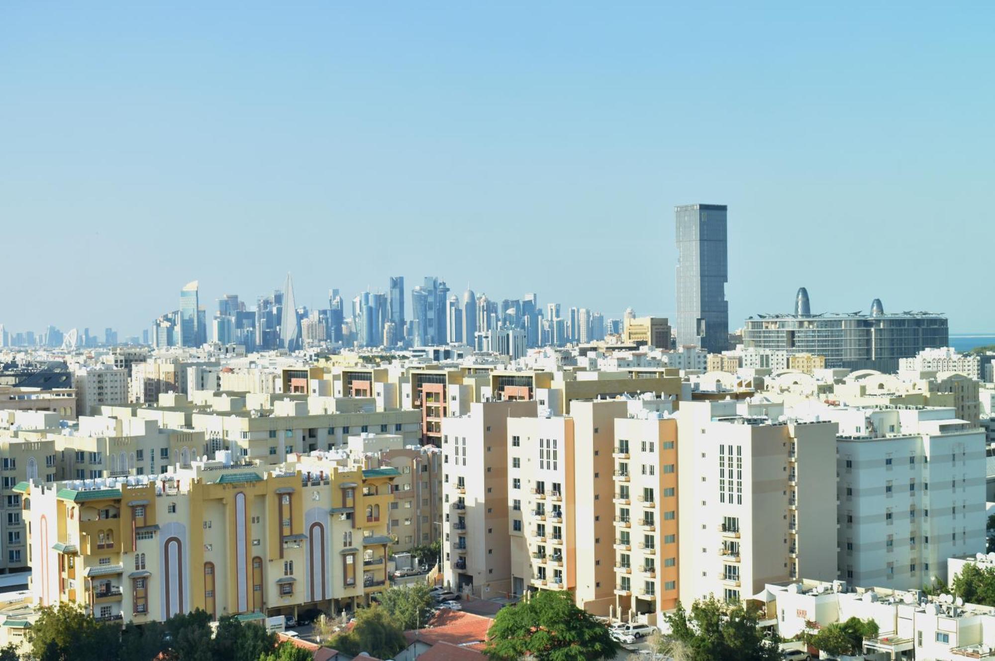 Abesq Doha Hotel And Residences, An Ihg Hotel Exterior foto Residential buildings in Al Qusais